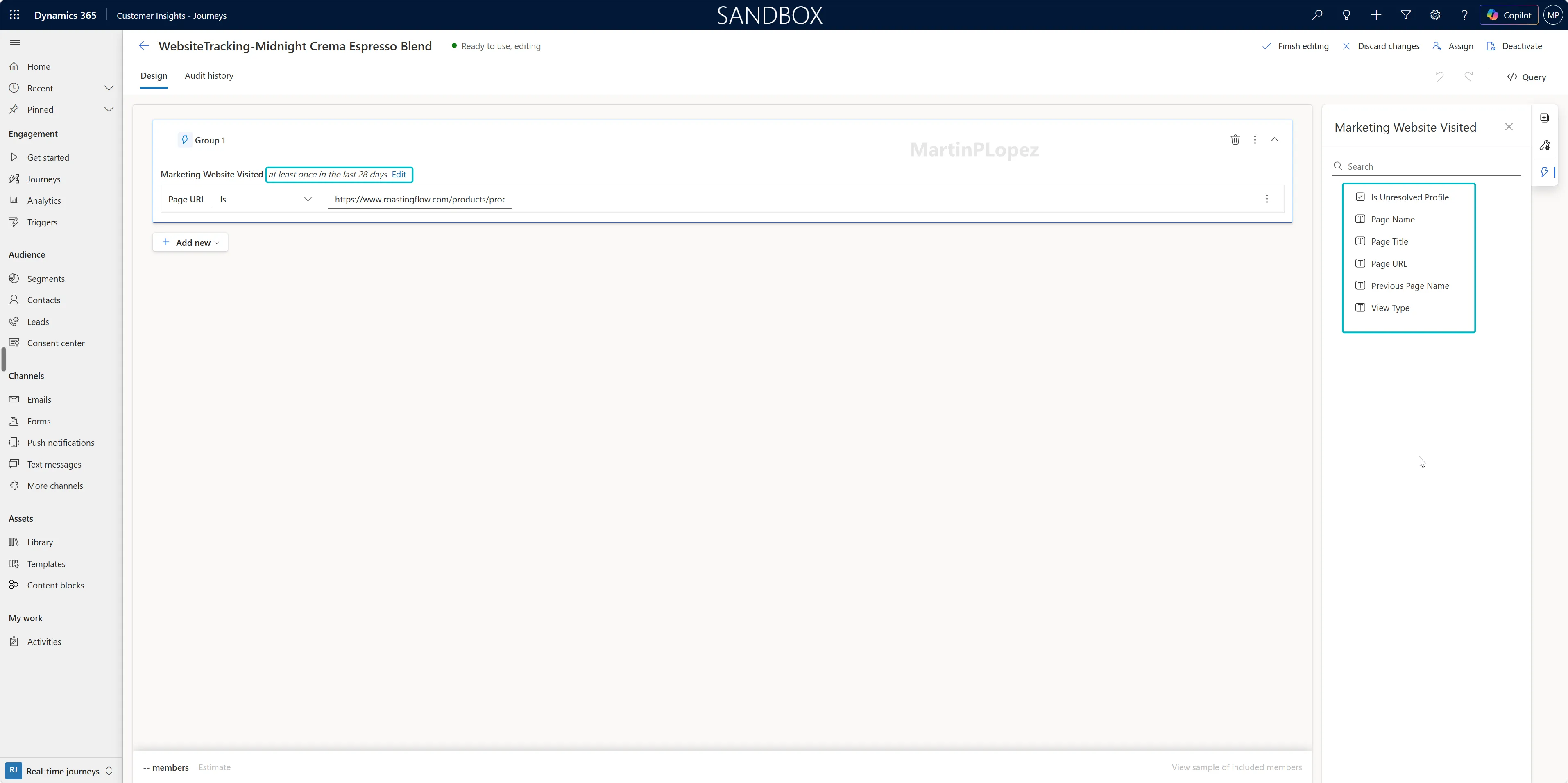 Segments can be easily configured, the same as the user behaviour with the emails